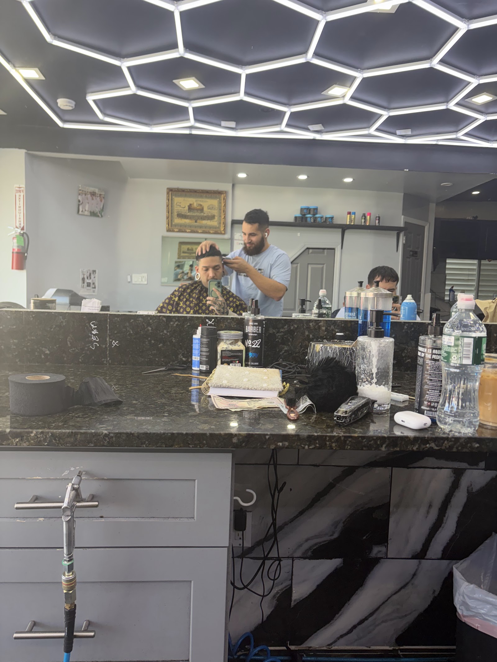 Hot-towel shave setup